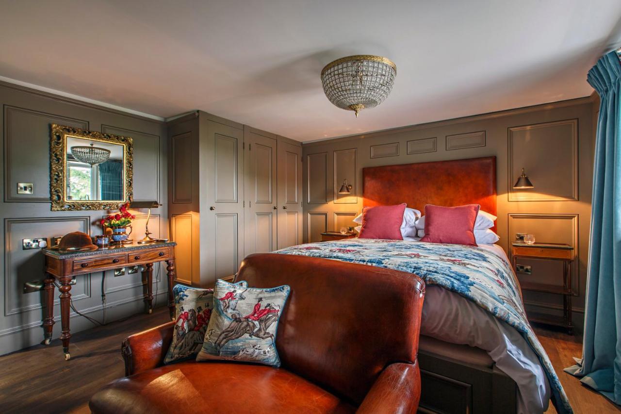 Ffolkes Arms 3* Hillington